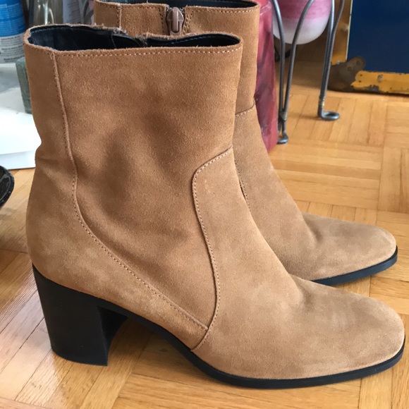 ZARA TRAFALUC SUEDE-LIKE FEEL LEATHER ANKLE BOOTS - Picture 2 of 12
